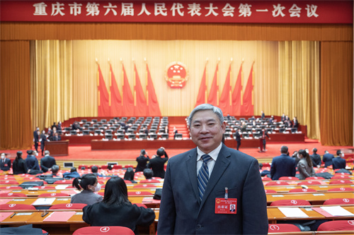 市人大常委张志辽.jpg